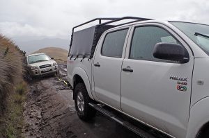 cayambe_stuckvehicle_0537_09282016_1200x795_90