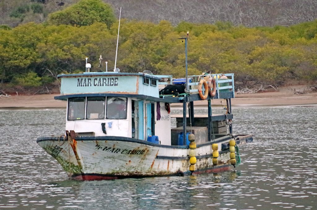 fishingboat_1796_10062016_1200x795_90