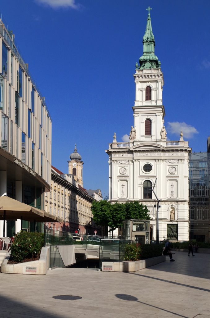 Old and new architecture, Budapest