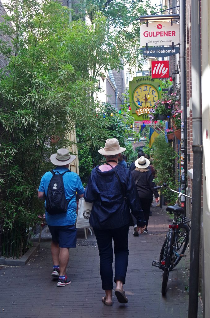 An alleyway in Amsterdam