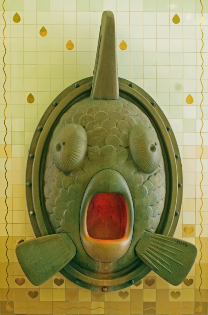 Water bottle filler in pedestrian mall in Amsterdam